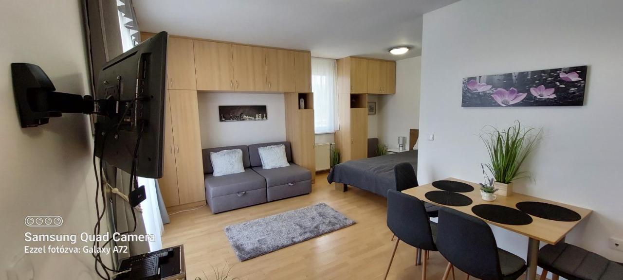 Beszedes-Lak, Aranypart Apartment Siófok Exterior foto