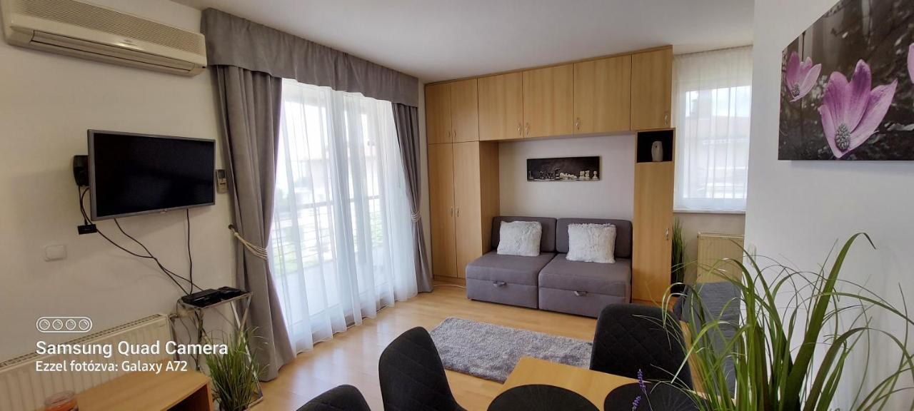 Beszedes-Lak, Aranypart Apartment Siófok Exterior foto